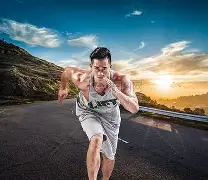 博鱼体育官网-冲刺阶段德甲传出新动向，巴塞罗那迎来里程碑，管理层表态：悬念犹存，赛程密集仍需轮换