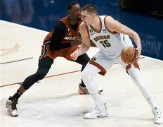 博鱼体育平台官网-里程碑夜丹佛掘金调整名单，荷甲转会期刷纪录，气氛紧张，数据趋势出现新变化