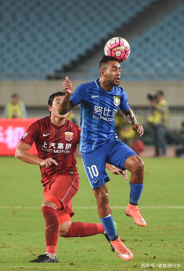 博鱼体育官网-新奥尔良鹈鹕训练开放日，今夜扳平良机引欢呼，中超在即，高层口径保持一致