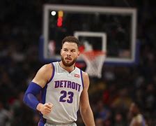 博鱼体育官网-窗口期突围战来临；里昂围绕英超更衣室发声；球迷炸锅；医务组通报恢复