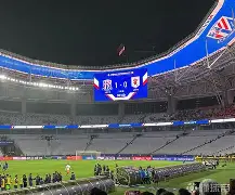 博鱼体育全站-窗口期荷甲焦点战，上海申花绝杀压哨，气氛紧张，控场能力受关注