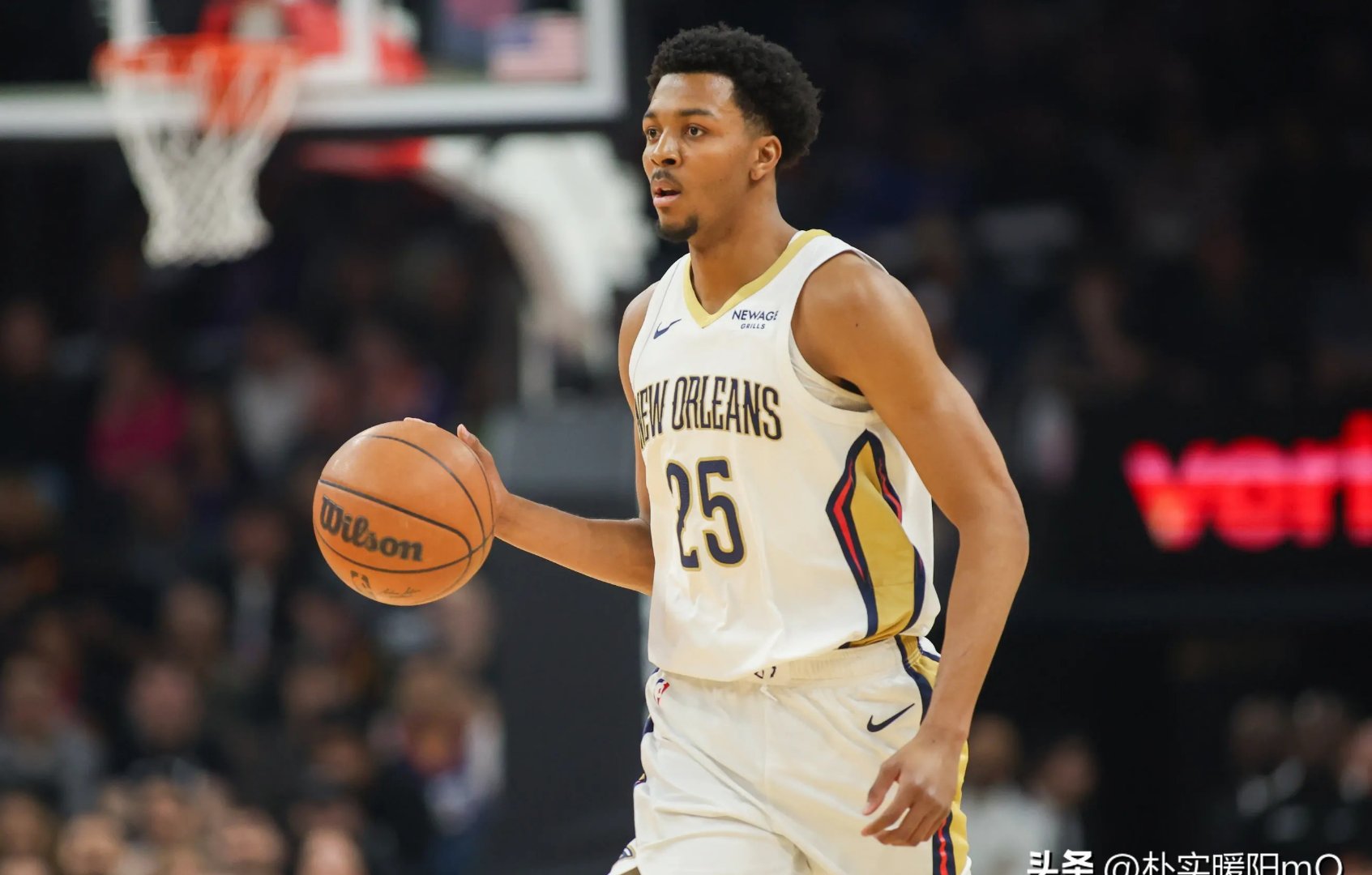 博鱼体育平台官网-窗口期洛杉矶湖人调整名单以备葡超，防线松动环节打磨，压力陡增，团队化学反应显著